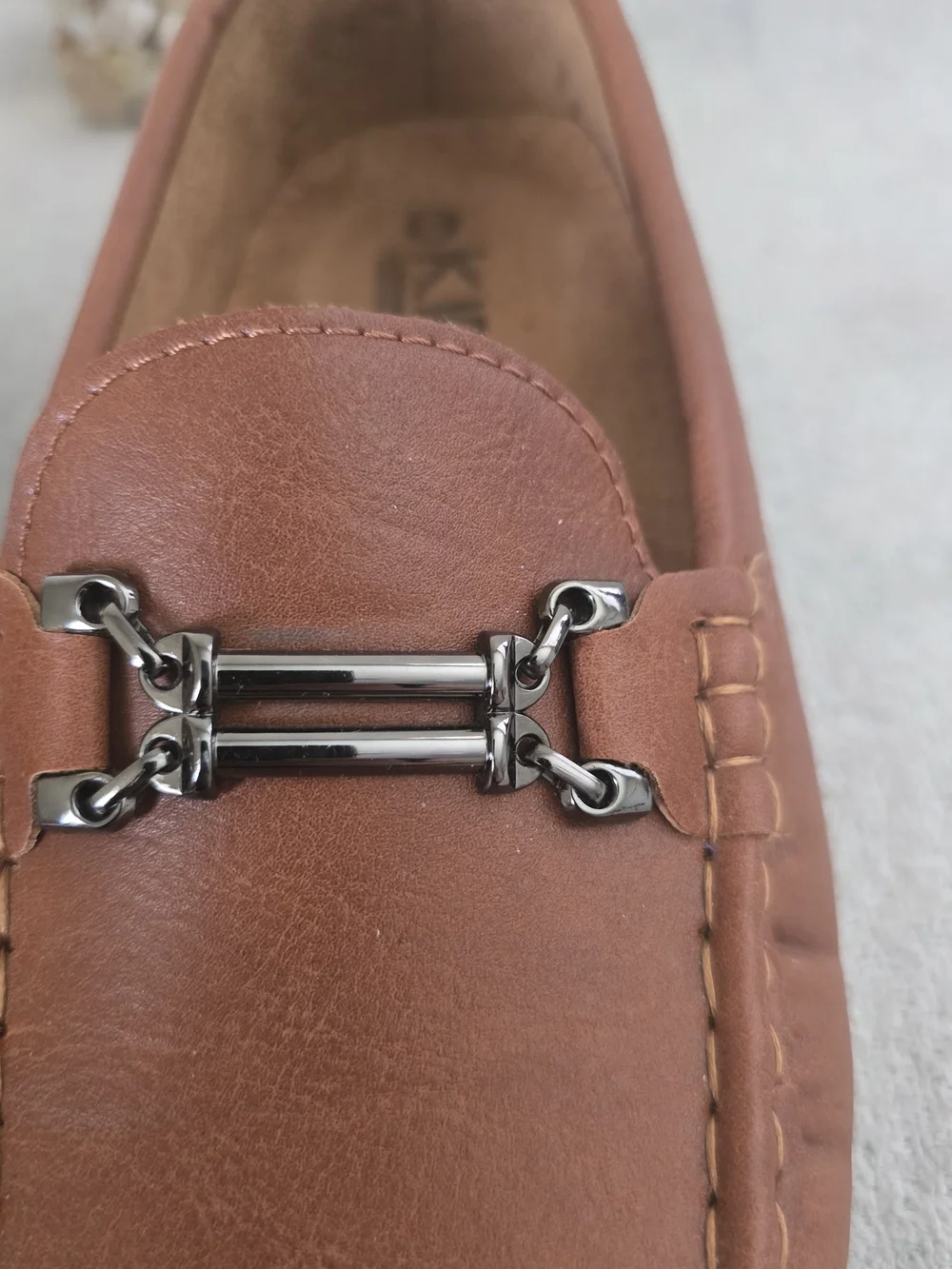 Boy's Moccasin Loafer Shoes - Size 5 Big Kids (Excellent Condition)